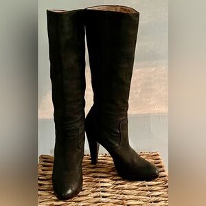 Frye “Harlow” Campus Boots in Charcoal Suede, 8.5M. Like new!